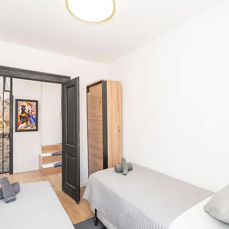 Perfect Old Town Location Two Bedroom House - L & M 別荘 ドゥブロブニク